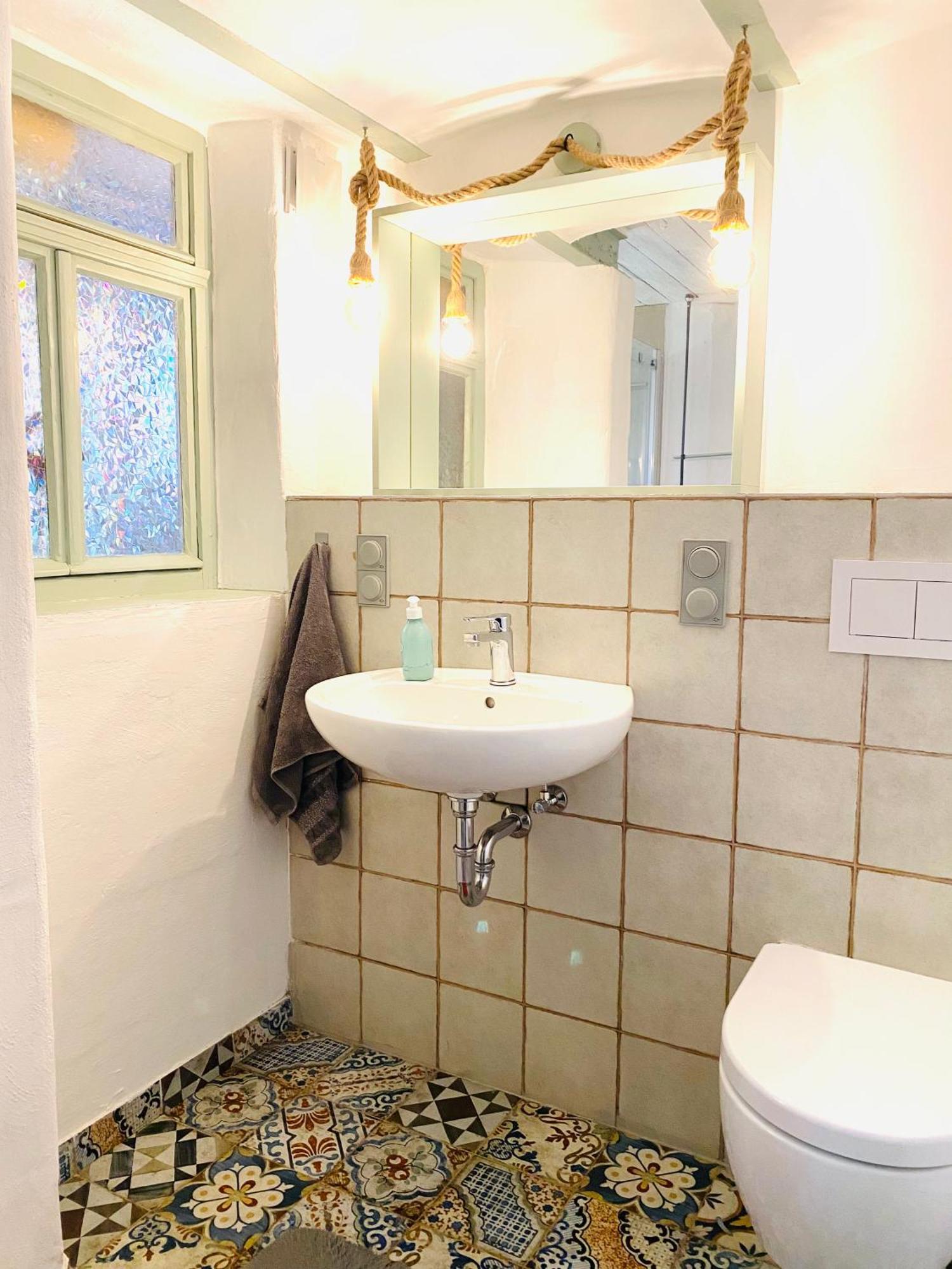 Tranquil Ground Floor Apartment: Dog-Friendly with Modern Comforts Nehren  Exterior photo