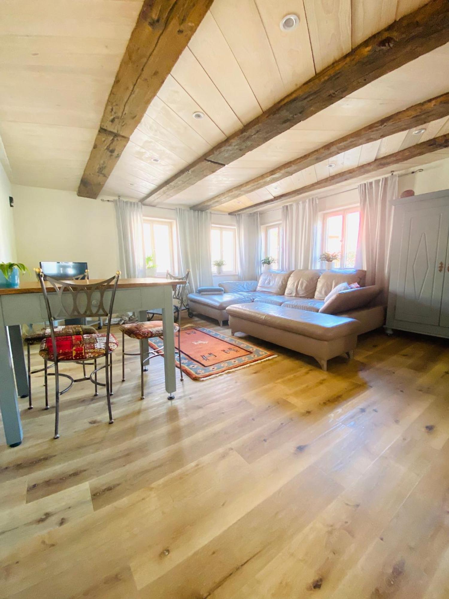 Tranquil Ground Floor Apartment: Dog-Friendly with Modern Comforts Nehren  Exterior photo