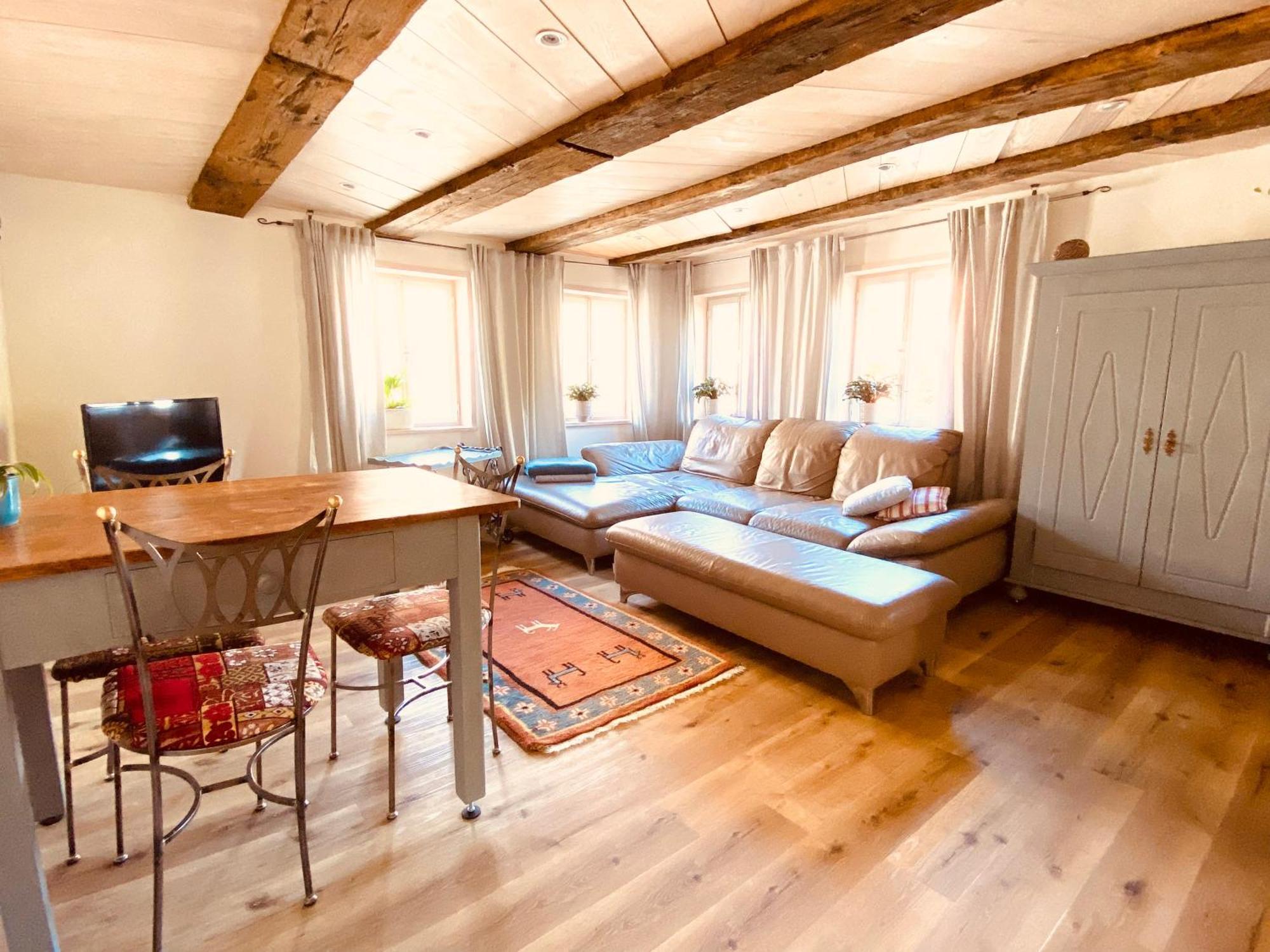 Tranquil Ground Floor Apartment: Dog-Friendly with Modern Comforts Nehren  Exterior photo